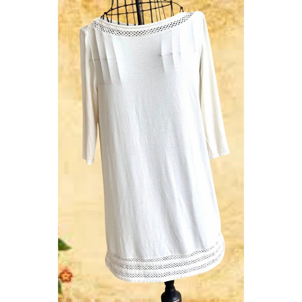 J Jill Dress XS  Extra Small Cream Work Casual Church Open Cut Neck Hemline